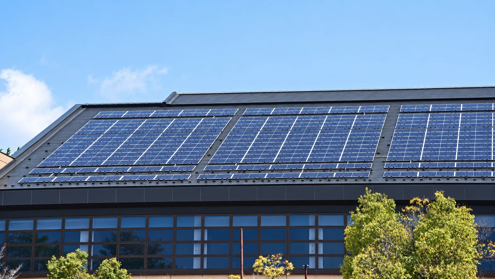 住宅設備事業の太陽光パネル